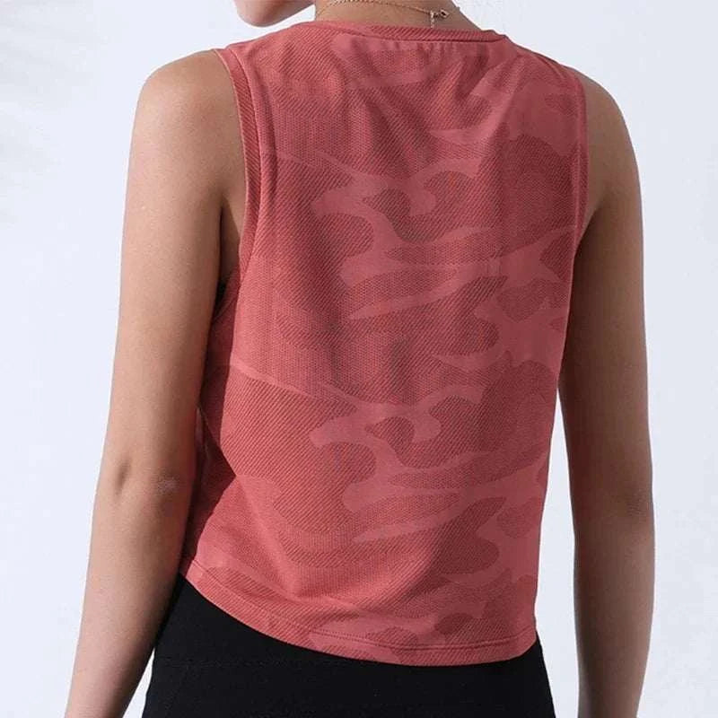 women fitness crop top