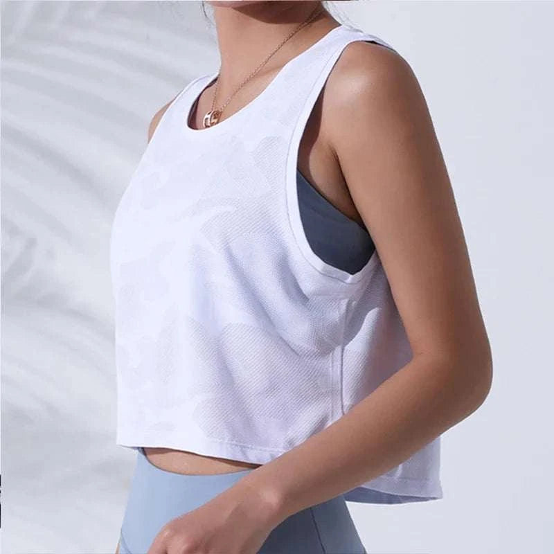 women fitness crop top