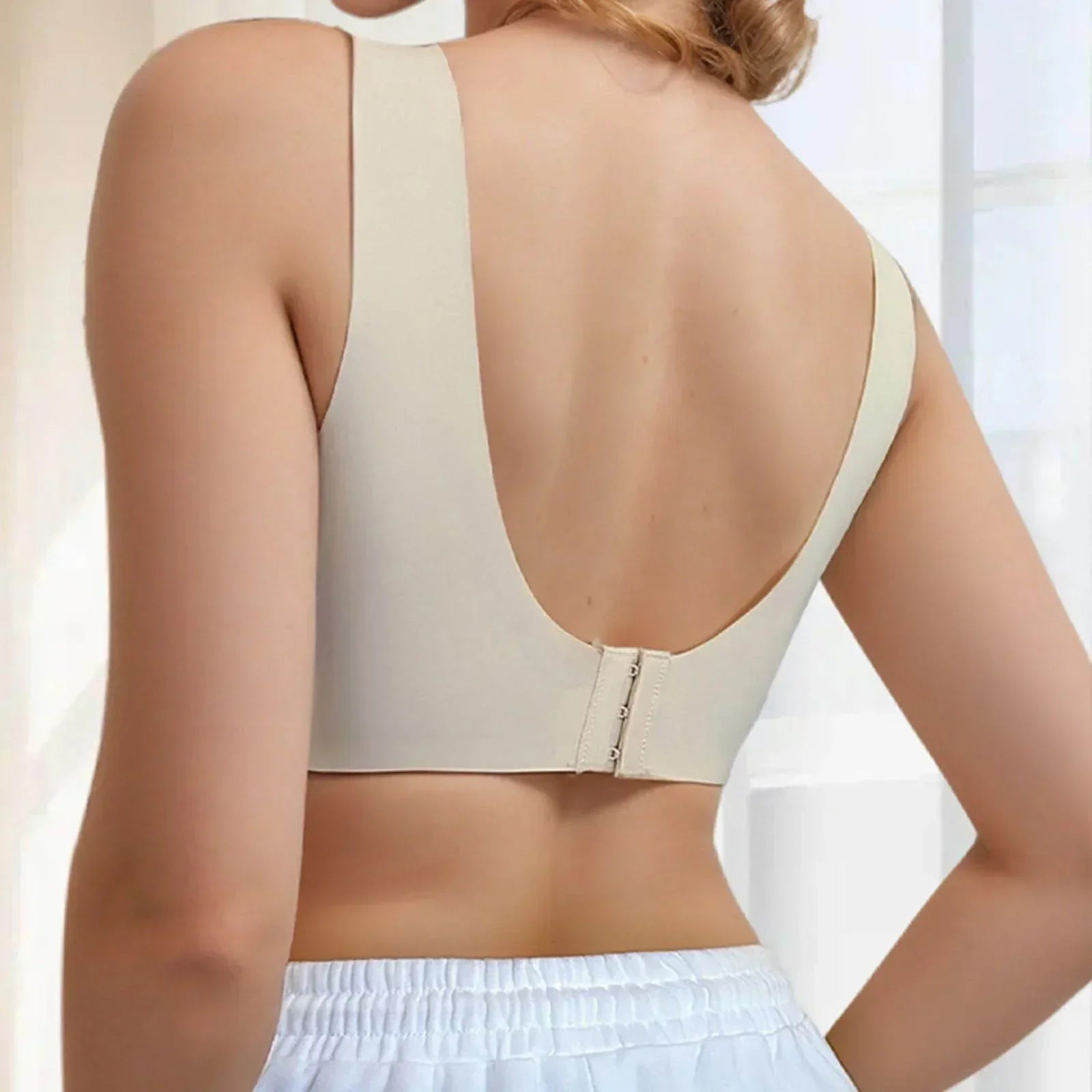 Women's sports bra