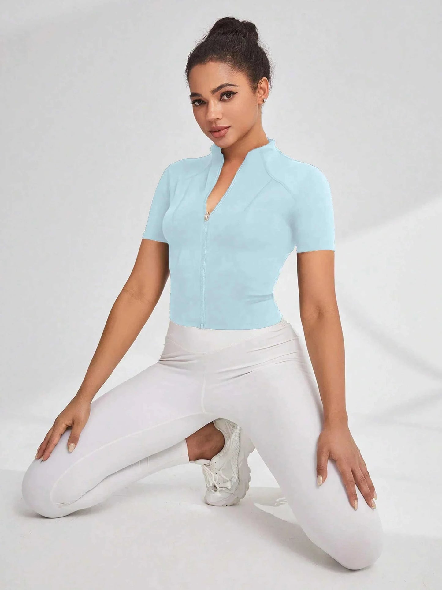 Fitness girl cycling yoga suit top