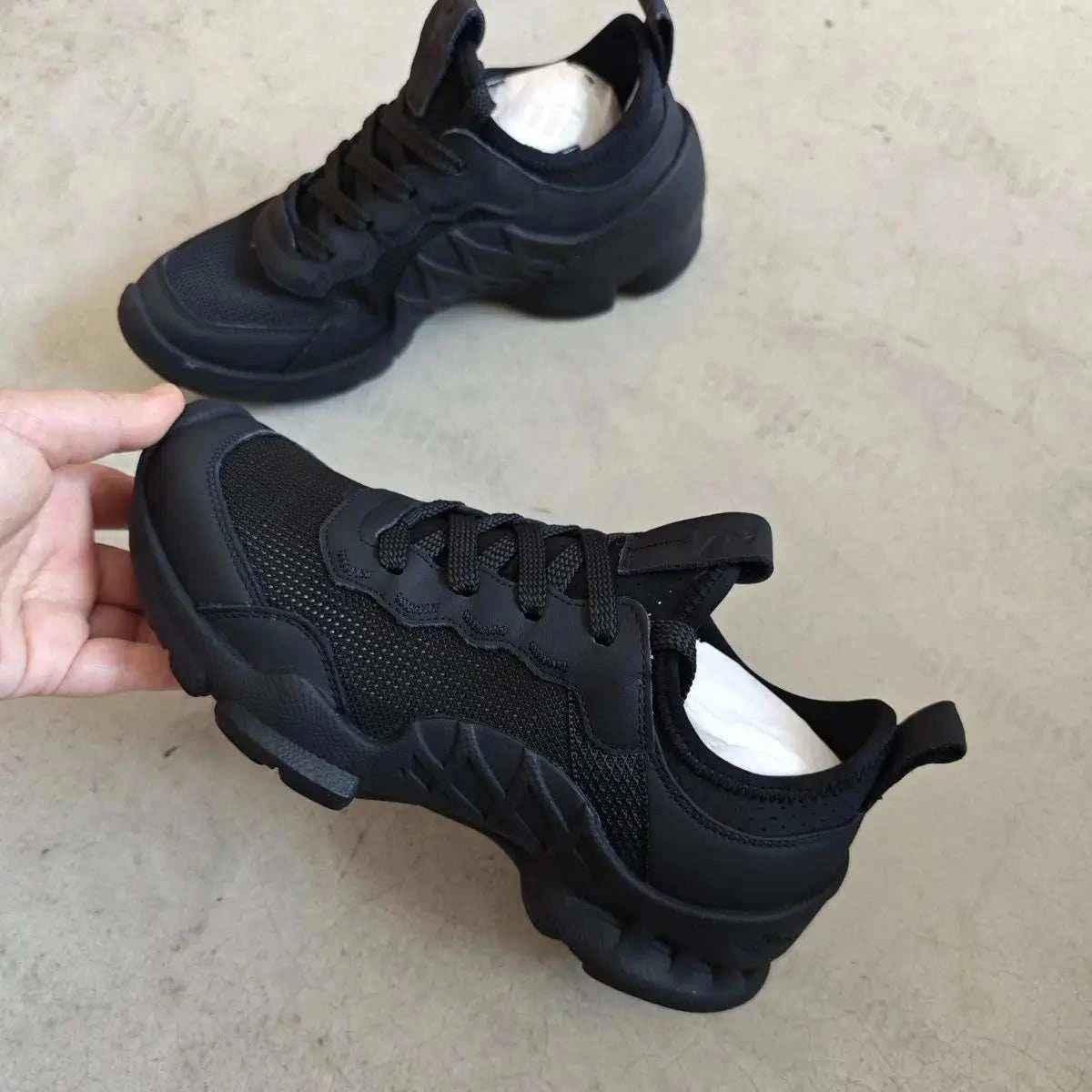 Men Sneakers 2025 Summer