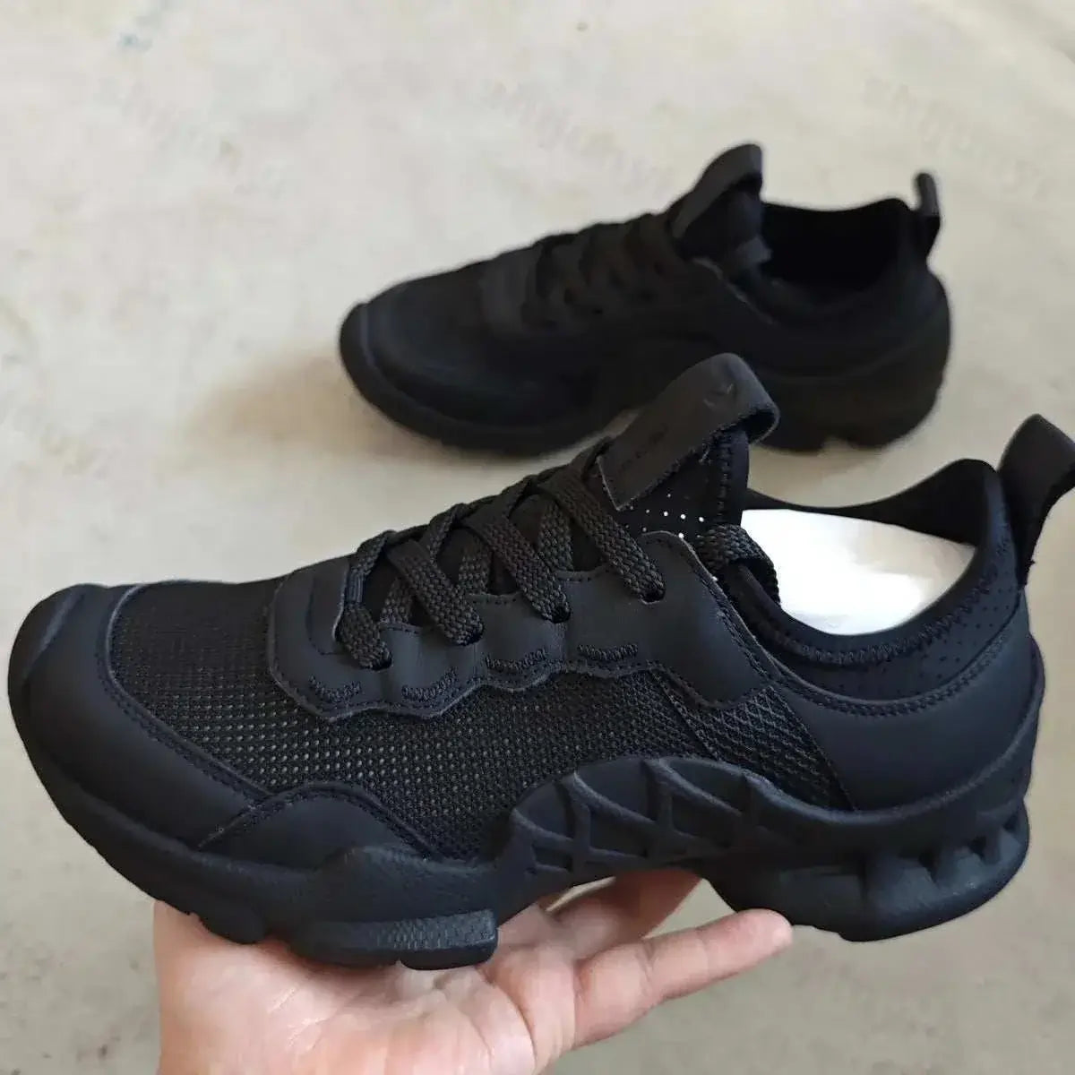 Men Sneakers 2025 Summer Black
